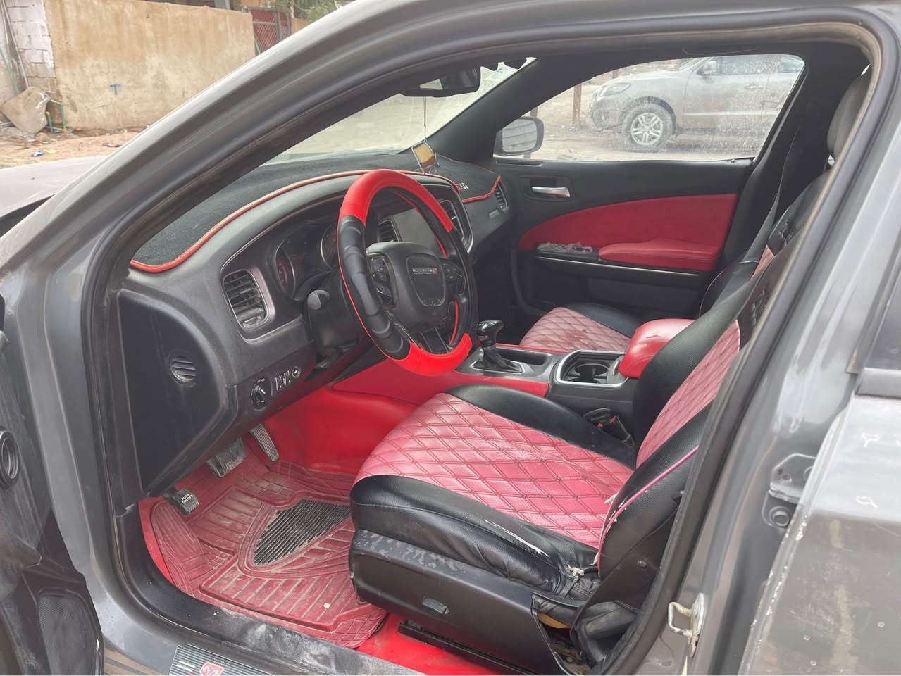 جارجر امريكي ٢٠١٦ بسمي ضربتهة مدكر امامي  مصبوغة سمنتي تغيير لون حدادة بلجيس تخم تاير كهربائياتهة جاهزة وتجي وشوف بعينك سعر ١٢٥ مكاني بصرة مطيحة *********** البصرة, العراق
