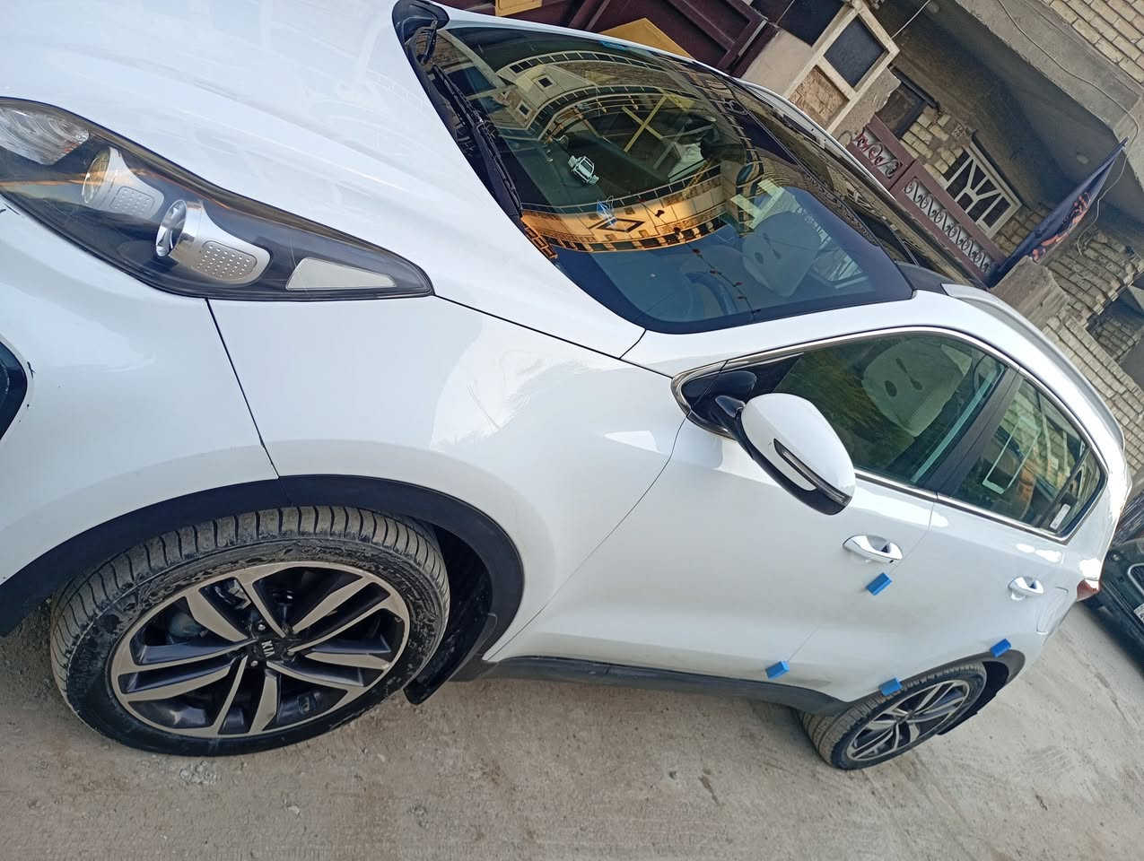 سلام عليكم سبورتج 2020 فول مواصفات محركها 2000 دوش تشغيل عن بعد بانوراما تحكمات ستيرن مانع انزلاق 3 انضمه ترحيب المري كشنات جلد حمصي كراسي كهرباء فول خليجيه السياره ماشيه 84 الف رايدهه 187 وبيها مجال حك الجيه بيها بوارد ورصعه *********** بغداد حي القاهره
