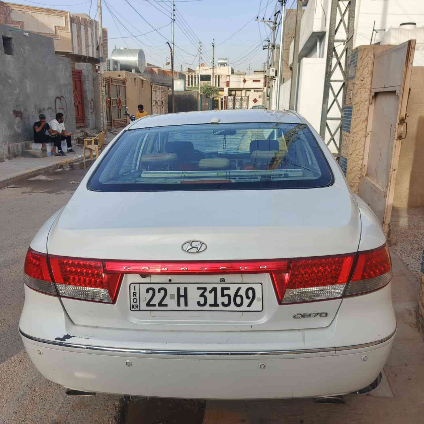 السلام عليكم ازيره للبيع 2009 خليجي بيه قطعتين صبغ بدون دواخل رقم اربيل باسمي مكانه الفلوجه سعره 95وبيه قليل ‏‪***********‬‏
