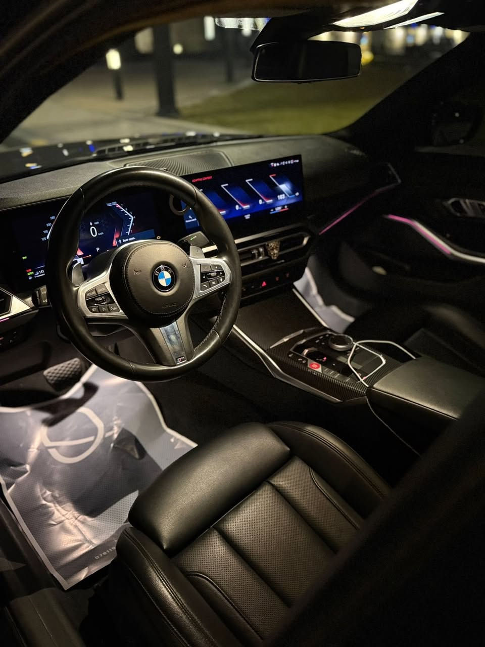 330e
2023 
مواصفات فوول للعين 
شاشة الجبيره 
ماشيه 40 الف 
الحادث قطعه وحده فقط 
ومبدله نفس اللون 
السيارة كت m اصلي لون مو صبغ 
وستيرن m اصلي 
السعر 285 وبيهه مجال 
مكانه بغداد نفق الشرطه 
للاستفسار ***********
