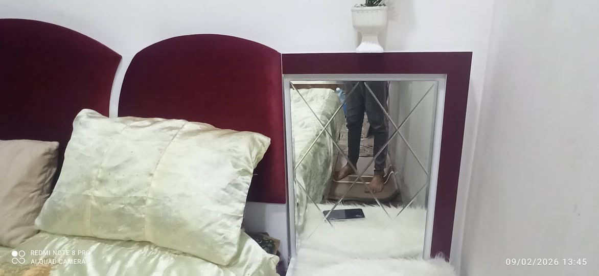 غرفه نوم تركي 8 قطع نظيفه كلش اخو الجديد السعر 400 وبيها مجال مكاني كركوك//***********
