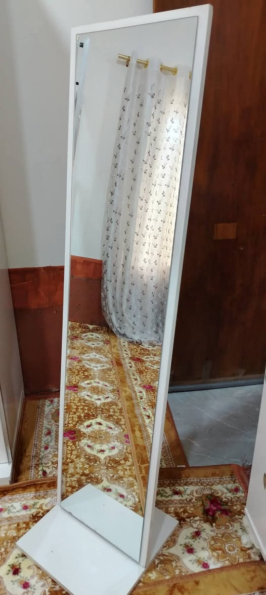 غرفة نوم تركي 7 قطع نظيفة جدا سعرها 525 وبيها مجال
العنوان.. الكرابلة قرب الناحية 
للتواصل على الأرقام ..***********..***********..متوفر واتس آب على الرقم
