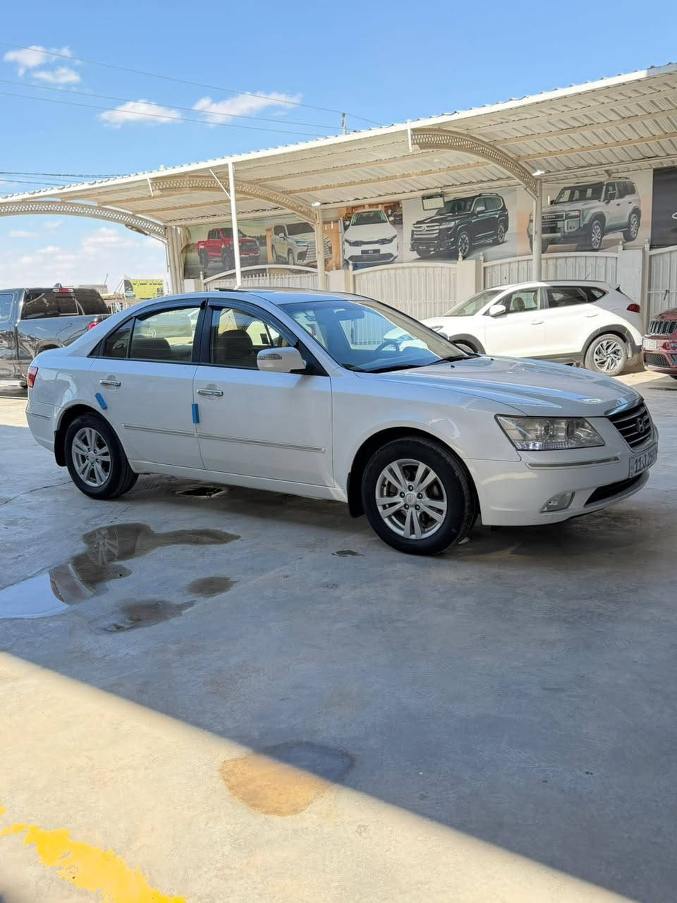 الحسن لتجاره السيارات
العنوان واسط الزبيدية 

هونداي سوناته 2011
رقم بغداد بسمي 

سياره فول مواصفات 
مكفوله كفاله عامه من كلشي 

محرك 2400 مفتوح 
ماشيه 200 الف 

السعر المطلوب 138 $ وبيها مجال 

***********
