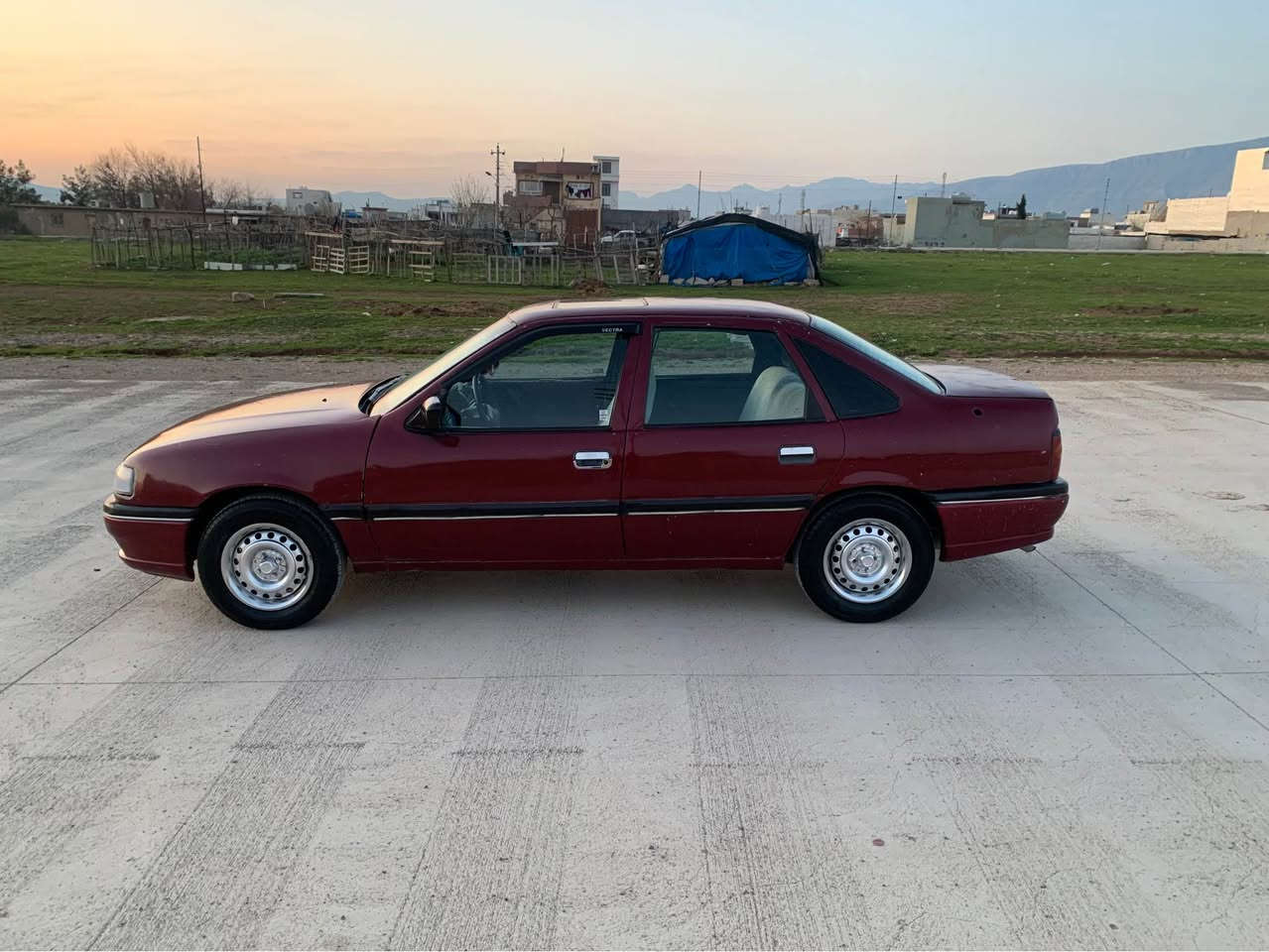 ئۆپڵ فکتریامۆدیل 90ئاڕم پلاسیک سلیمانی مەکینە 20گیرعادی پاوەر ئەی بئیس سڵایت  مەکینەوگیری بەشەرتی 10فیتەر  تەقەورەقەی بەشەرت 1جرکەی بجوکیشی تیانیە     کارەبای زۆرمەزبوتە نیوسلف هەڵ ئەبیت   لایت فلجە هۆڕن گەرمی حەماوە تەرجیل  گیجی بەنزین فرەی گرنگ کیلۆمەتری ڕۆیشتن گشتی ئیشدەکات  ئیستۆپو بریکی زۆرمەزبوتە دەعمو وەرگەڕاوی نیە پیشو پشتی کەپس  4رتایەی تازەی لەژیرە سعری 23گەڵا ژم ***********  ***********ئەم ژم فایبەرو وەتسئەپ شوین پیرەمەگروون السليمانية, العراق
