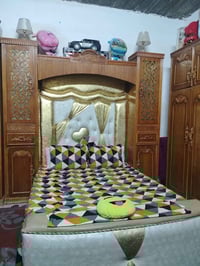 غرفه نوم • اخشاب • نضيف