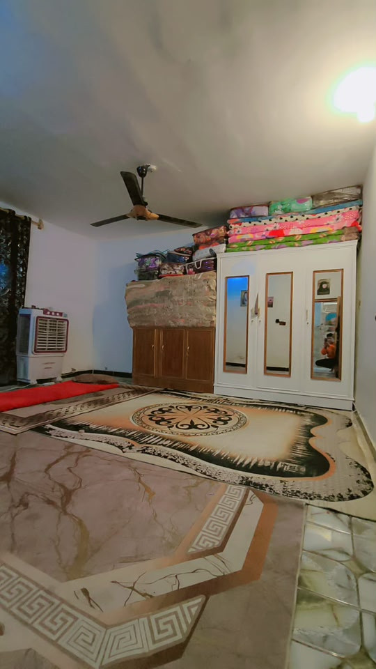 دار للبيع بغداد سبع البور 800 بالقيس قرب مدرسة القصئ المساحة 220 واجهة 12 نزال 20 طابو صرف سند عقار الكاظمية السعر 75 بي مجال للاستفسار ***********
