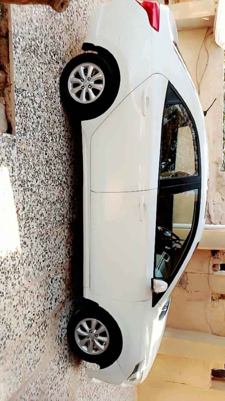 السلام عليكم
⭕السلام عليكم
 للبيع 
هونداي رينا خليجي 
موديل 2020
محرك 1400
السيارة وارد خليجي رقم بغداد الدولي 
مكفوله من الحار والبارد والصبغ فقط طخه صغيره براس البنيد  ابو تكتك رجع عليه وماعدلته  
گير ومحرك مكفولات 
سيارة عملية واقتصادية 
السارة فول مواصفات 
شاشة
فتحة سقف
اشارات بالمري 
تحكم ستيرن
تبريد ثلج
السيارة ماشيه ٩٤ وقابل للزيادة 
بصمتين بيها 
السيارة تحويل مباشر 
السعر 113$ وبيها مجال بسيط

⭕للاستفسار مراسلة خاص


**إذا كنت صاحب هذا الإعلان وتريد حذفه لأي سبب، رجاءا أرسل رسالة إلى الدعم الفني**