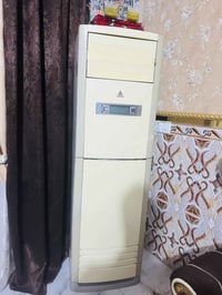 سبلت الحافظ شغال بلادي ممفتوح  تجي اشغله بيدك وتاخذه السعر 600   07710...