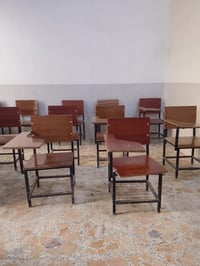 عدد ٢٠ سعر الواحد ١٥.                                                 ...