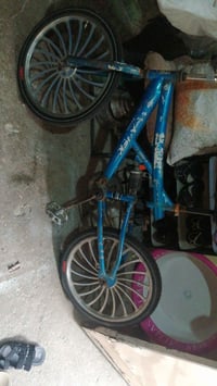 باستكل للبيع حجم 20 سعرو 40 بي مجال رقم هاتف 07705251364