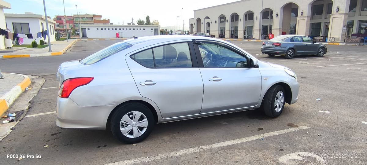 نيسان صني 2016
محرك  1500
كير او محرك  سليم ما بيهم ايا خلل
كشن جديد
4تاير جديده 
تبريد 100/100
بالنسبه للصبغ ربع باب سائق او او الصندوق واضح بالصور
سياره ما بيها ايا نقص 
بالنسبه للسعر 87 بيها مجال 
*********** واتس أربيل, العراق
