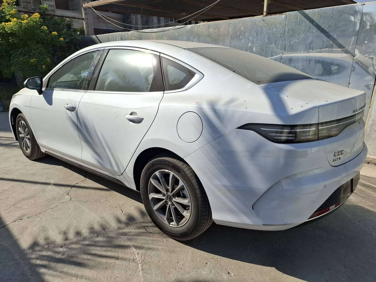 للبيع دستروير زيرو صفر كيلومتر 

رقم بغداد سنوية وهزة جديدة يعني تحويل مباشر ثاني يوم لليدور راحته ويخلص من دوخة الترقيم 

بصمة +كارت + الشاحنة 

مع كامل الملحقات منفاخ وفوم ومثلث وبدلة عمل وهوك سحب وماسحات 

شاشة دوارة ذكية تشغيل عن بعد سايدبريك دكمة اوتو هولد مانع انزلاق كاميرا خلفية دوارة حساسات خلفية صوتية وبعد بيها مواصفات هواية 

للاستفسار *********** بي واتساب 

مكاني بغداد زيونة
