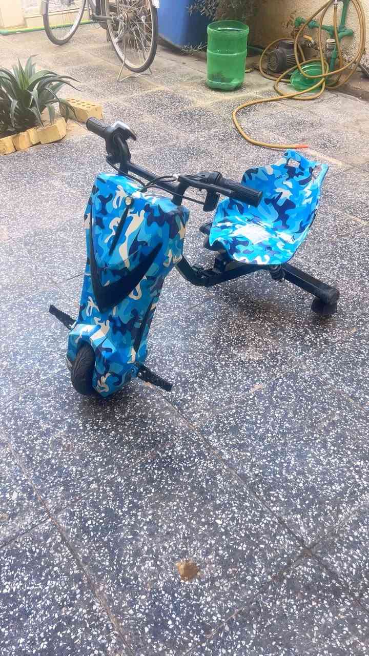 السلام عليكم سكوتر درفت للبيع السعر ١٥٠ الرقم للاتصال ***********
