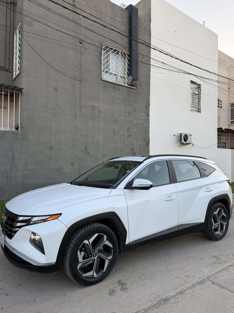 للبيع او مراوس 
توسان 2022
امريكي 2500 المكينه 
مكان السياره الموصل
رقم اربيل
فول مواصفات  
الحادث موجود بالصور                                                     
تحكمات
فتحه سقف
بصمه مع ابواب بصمة
ويل كاب كروم
اشاير بالمرايات
هيتر بالكشنات
رادار امامي
رادار جانبي
رادار خلفي
تحديد مسار
قياده ذاتي
نقاط عمياء
3وضعيات للقياده
مانع انحدار
مانع انزلاق
اوتو هولد
اوتو استوب
لد امامي
كشافات
صندوك كهربائي شفط
عداد السرعه داجيتال الكتروني
ماشيه  71 الف
ملاحظة السيارة داخلها بدون صبغ وبالفحص طلع بيها كلير بابين وشويه جاملغ خلفي صبغ امريكي 
سعرها 185 

 واتس اب للتواصل ***********
