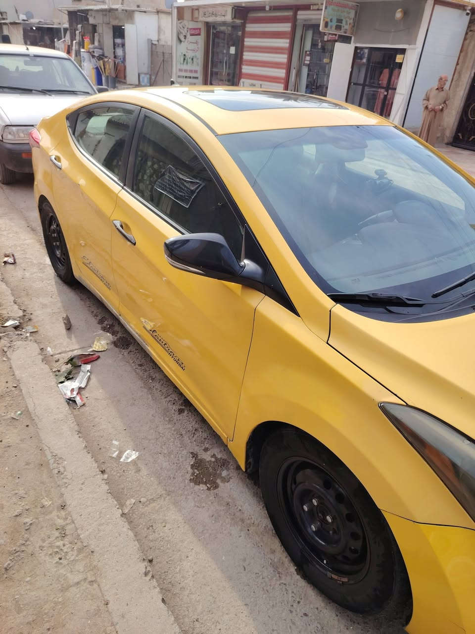 السلام عليكم الانتره 2012 فول فتحه بصمه كامره حساسات مكينه كير تبريد صدر كله جديد بيه منظومه غاز السياره خير من الله السعر 100 وبيه مجال مكاني بغداد الزعفرانيه شارع البطل هاذه الرقم ***********
