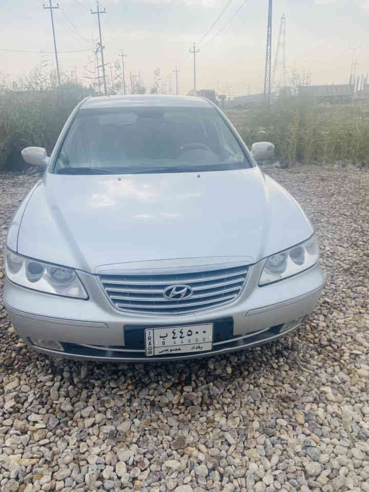 السلام عليكم احبتي 
ازيرا للبيع موديل 2008 خليجي 
مكينه 2700 المرغوب
حداديه جديده
مكينه مبدلها جديد
بيها ثلاث باردات السياره رقمها بغداد بسمي 
للاستفسار والتواصل ***********
مكان السياره ذي قار قلعة سكر 
السعر 103 وبيها مجال حك الجيه
