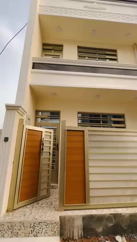 سلام وعليكم بيت للبيع زيرو مساحه 50 متر ملك زراعي سند 25 مكانه الفحامه شارع المركز فرع سكله البيت يتكون من استقبال ومطبخ ومنور وخدمات والطابق الثاني غرفتين نوم وحمام البيت جاهز للسكن يعني جيب غراضك وتكعد البيت بسمي يعني لا دلال ولا وسيط إنذار ثاني يوم للاستفسار ***********
