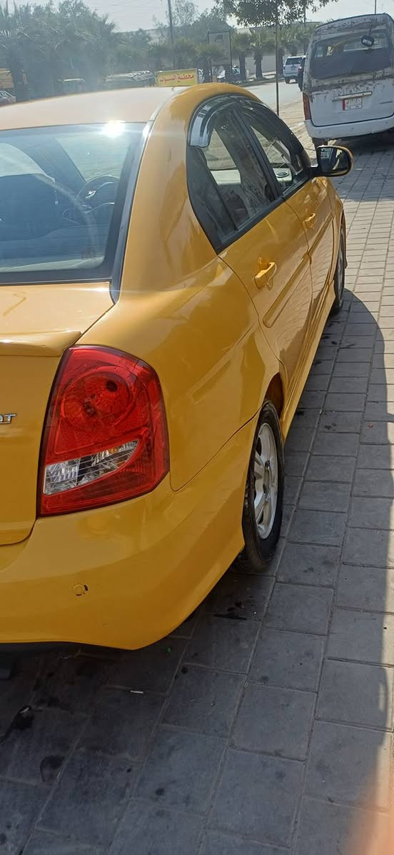 السلام عليكم اكسنت فيرنا٢٠١٠ السيارةفول عدا البصمه مواصفاتها:سلايت كشنات جلد تدفئة بالكشنات صدر جديد تبريد ثلج تحكمات ستيرن جهتين حاكية مري شفط اشاير بالمري حساسات خلفية نضام بلوتوث نضام ABS نضام ايكو اقتصادي بانزين ويل كب تخم تاير جديد السيارة رقم بغداد الماني بأسمي سنوية جديدة رقم الهاتف:***********
