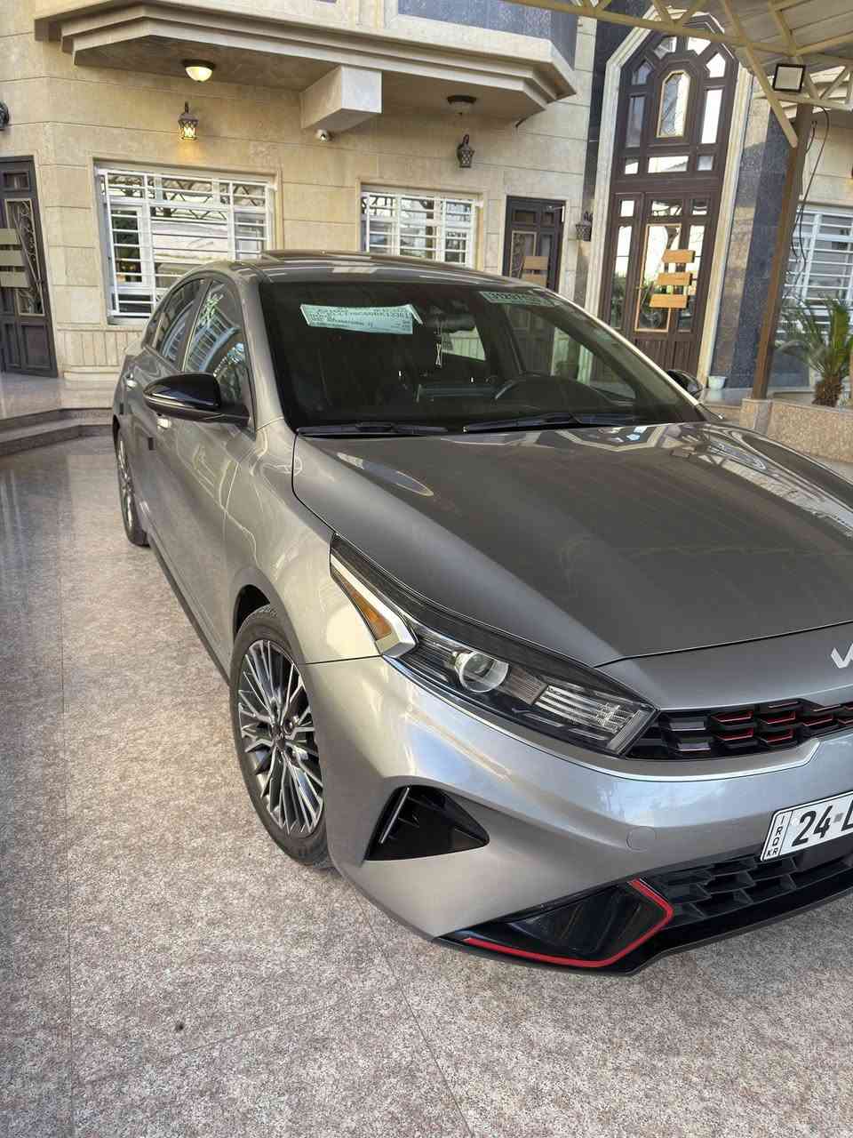 فورتي موديل 2022 ماشي 25000mi ضرر جاملغ خلفي جه السايق
بدون ايربك بدون دواخل 

‭0788 440 4553‬
