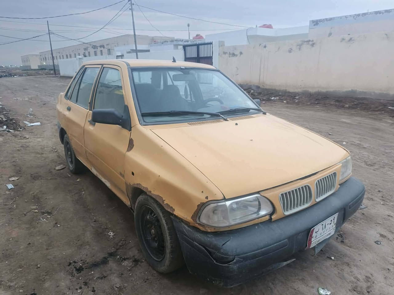 سايبه للبيع موديل ١٢١٢ رقم بغداد سنوية ٢٧ هيئة مصفره غرامات ماعليه مالك بل دوانيه سعر ١٦ وبيه مجال مكينه دخن سياره شغاله رقم الهاتف ***********
