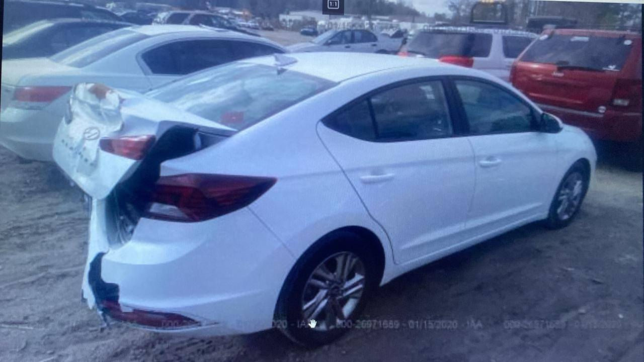 النترا لون ابيظ صدفي ماشية 68 حادث جنطة دعامية لون ابيظ صدفي اربيل سيارة كلش جديدة جاهزة تحويل شوكت متريد بغداد قرب شارع حيفا رقم الهاتف *********** السعر 127$
