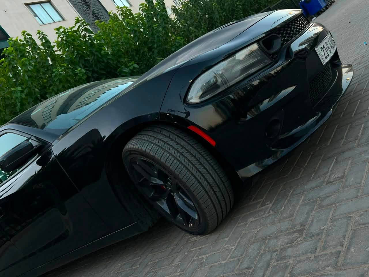 دودج تشارجر 2023 sxt
3.6 
ماشيه 33.000
بدون ايرباك وبدون دواخل 
بدون فتحه 
البنيد والدعاميه محور سبورت ومبدل تايرات جديد
بيها باج تظليل .
كاميرا خلفيه.التحكم على المنحدرات.بصمه.شاشه كبيره.مقعد كهربائي.مصابيح الاماميه زينون.المصابيح الاماميه ليد.مانع انزلاق.ابل كاربلاي.التشغيل عن بعد.كشافات ضباب.نظام مانع سرقه.رادار 

***********
مكاني بسليمانيه
