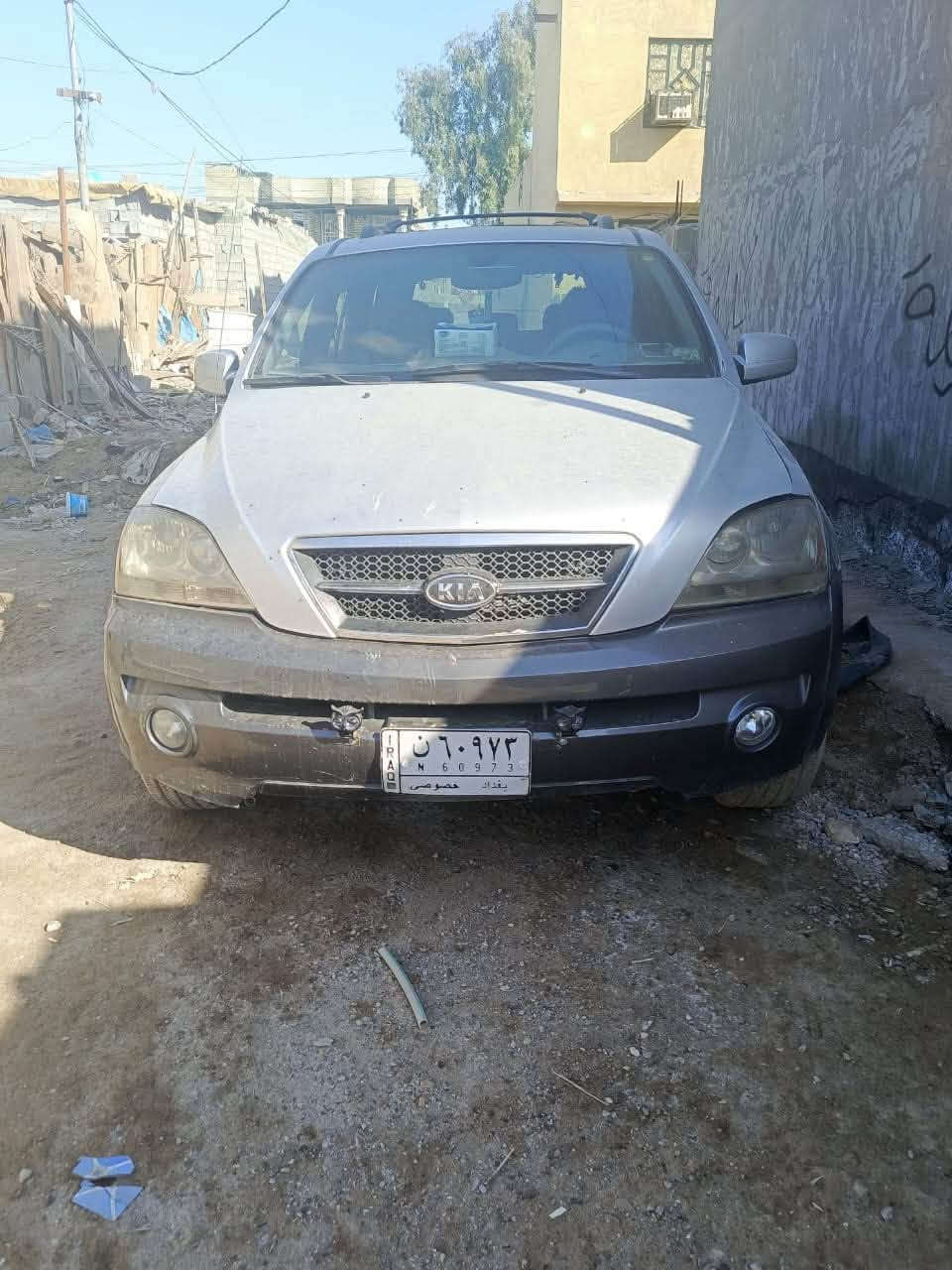 السلام عليكم 
سورنتو 2006وارد امريكي محرك 3500 بيهه طبك بظفيرة الكير ومعاملة محاور بيهه ظربه الجاملغ جهة السايق الامامي مكاني حي الوحده قرب بسمايه رايدهه 65 رقمي ***********
