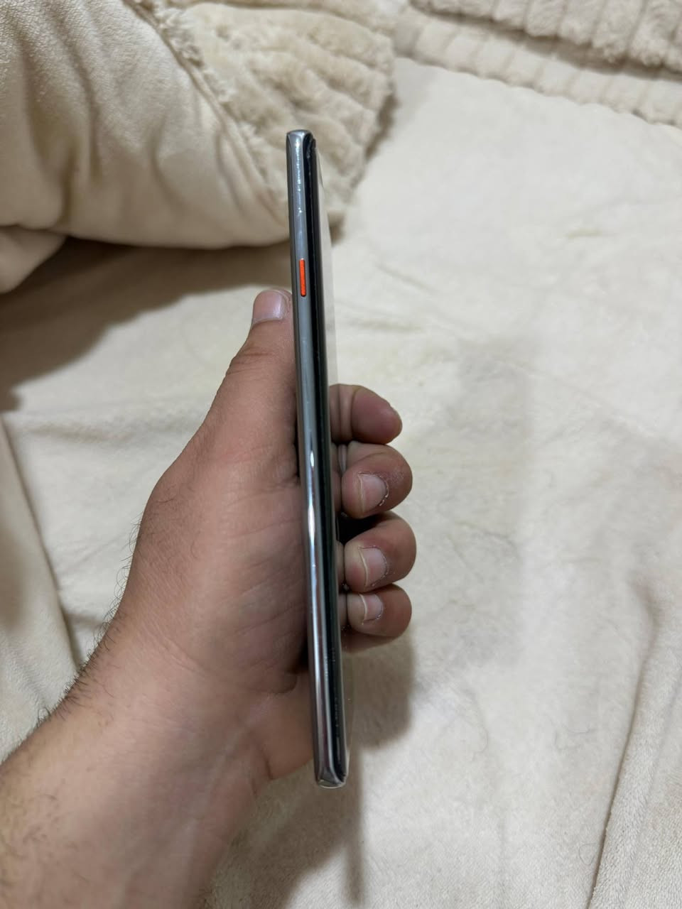 تكنو كامون 40 برو 5 جي  ذاكره  256/الرام 12+12
الكامره الاساسيه 50 
الكامره الاماميه 50 من شركه سوني
شاشه 144hz معالج دايمن ستي 7300
لعبه ببجي 90 فريم
ضد الماء بمعيار IP6 السعر خاص او مراوس مكان النجف حي ميسان 
الجهاز الله شاهد جديد وستخدام مال بيت 🏠
السعر 290 وبي مجال الله شاهد الجديد 350 الف
رقم تلفوني ***********
ويا 3 كفرات او كفر الاصلي مالته موجود 
ملحقات كاملة
