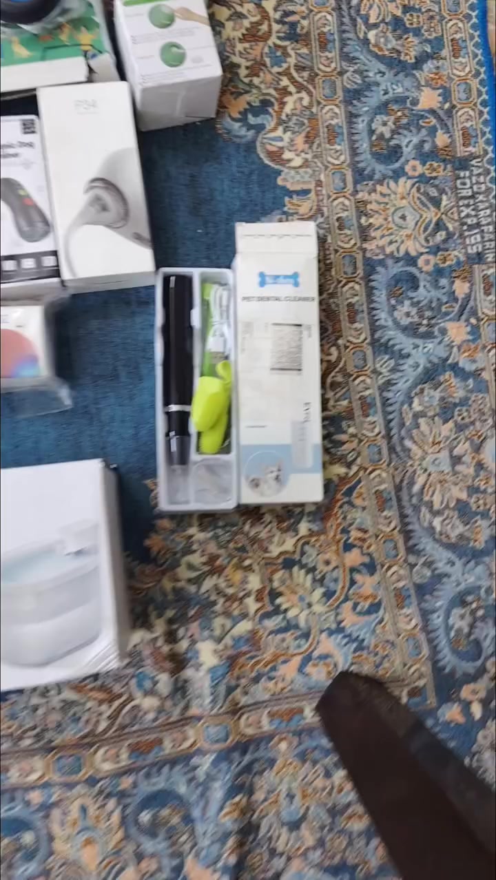 السلام عليكم
شلعة مال مستلزمات حيوانات اليفة
تقريبا ٢٠ قطعه
انطونه بيه سعر


**إذا كنت صاحب هذا الإعلان وتريد حذفه لأي سبب، رجاءا أرسل رسالة إلى الدعم الفني**