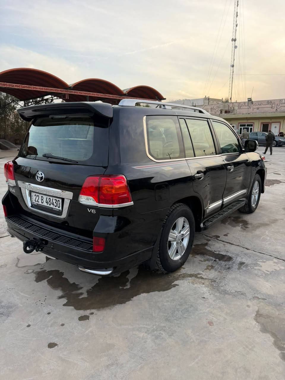 يالله #لاندكروز 2012  ترهم #مراوس او #قسط 
بيها صبغ 3قطع اماميه رقم اربيل جديد بأسمنه تحويل او وكالة #ترهم #مراوس او #قسط حسب الاتفاق  
عنوان ديالى الغالبية معارض سيف سعد ***********
