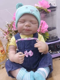 توفر لدينا لعابةاصلية سليكون كامل الجسم للحجز خاص اتصل07802382748