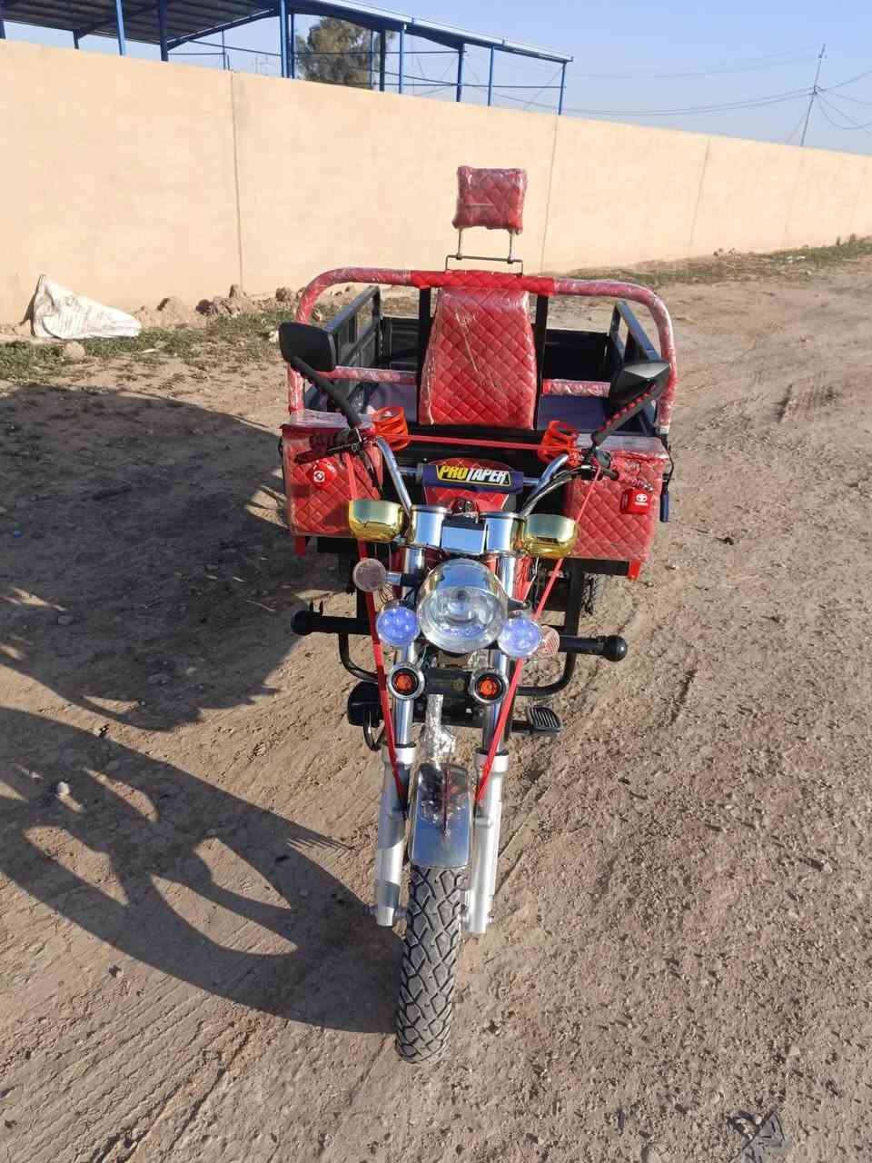 ستوته للبيع موديل 2020 محرك 2023 مبدل ولفات فقط  نضيفه جدام العين 
تخم تايرات جدد كهربائيات كلهه شغاله 
اوراقهه اصوليه شاصي شرط   بليته منفيس ورقتين وياهه اضافيات   السعر مليون 400 وبيهه مجال 
***********  يرادلهه واحد شاغول يشتغل بيهه بس
