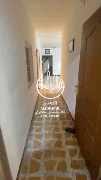 للايجــــــــــــار ✅
.
بيت للايجار في الجنينه مساحه 212 متر مقابيل ساحه خدمات يصلح سكني كذلك للشركات 

مواصفات البيت 
يحتوي ثلاث غرف منام صاله مطبخ صحيات 
منور كراج

سعر الايجار مليون 

.
✅ الذهبي للاستثمار العقاري ✅

#مجــــــاز_قانــــــــونيــاً
—————————————
#ملاحظه لعملائنا الكرام يتوفر لدينا عروض عقاريه بيوت للبيع والايجار في كافة مناطق محافظة البصره كذلك يتوفر لدينا بنايات تجاريه للبيع في مناطق ممتازه بوارد شهري ممتاز 
‏‌‎ للمعلومات اكثر التواصل على الارقام الموضحه او زيارة
الموقع 
البصره_ شارع عام حي الزهراء _ قرب مستشفى النفط
***********
***********
