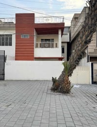 دار تجاري • ١٤٠م • شارع فلسطين