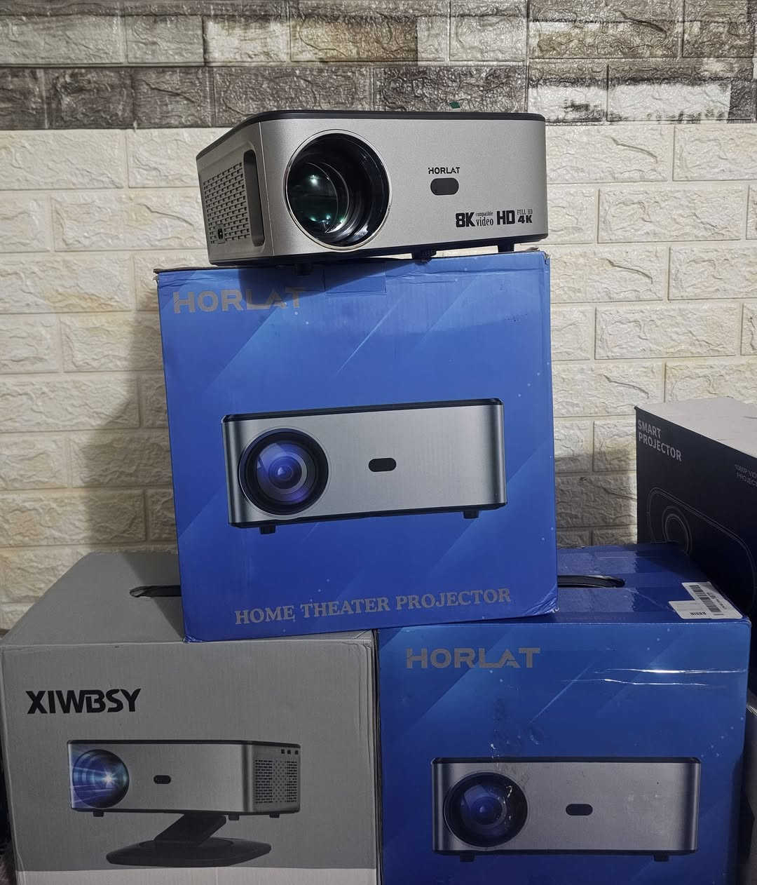 داتاشوو مارکە عالمیە HORLAT نوعیە عملاقە و مواصفاتە فول 🥇💣 8K🧿
مارکە عالمیە نسخە 2025 
مواصفاتە عالیە و فول ، دقە 8K 
قوە الوضوح هوە [ 1100ansi ] 👻💣
و { 35000Lumens } 🎦 
دقە نهاریە مایحتاج البردە و ما یحتاج مکان مضلم 💥
نضام اندروید 12 🛜📴
سمارت فول اکید وایفاي و بلوتوث🛜📴📥
دقە حقیقیە فول و لونە حیە { HDR 10 } 🎦🎬🏟
سماعە کبیرە محیطیە ، صوتە عالیە و فول کلش واضحە 🎧📢
داتاشو حجمە کبیرە و 8K
جدید جدید غیر مستخدم 💯


**إذا كنت صاحب هذا الإعلان وتريد حذفه لأي سبب، رجاءا أرسل رسالة إلى الدعم الفني**