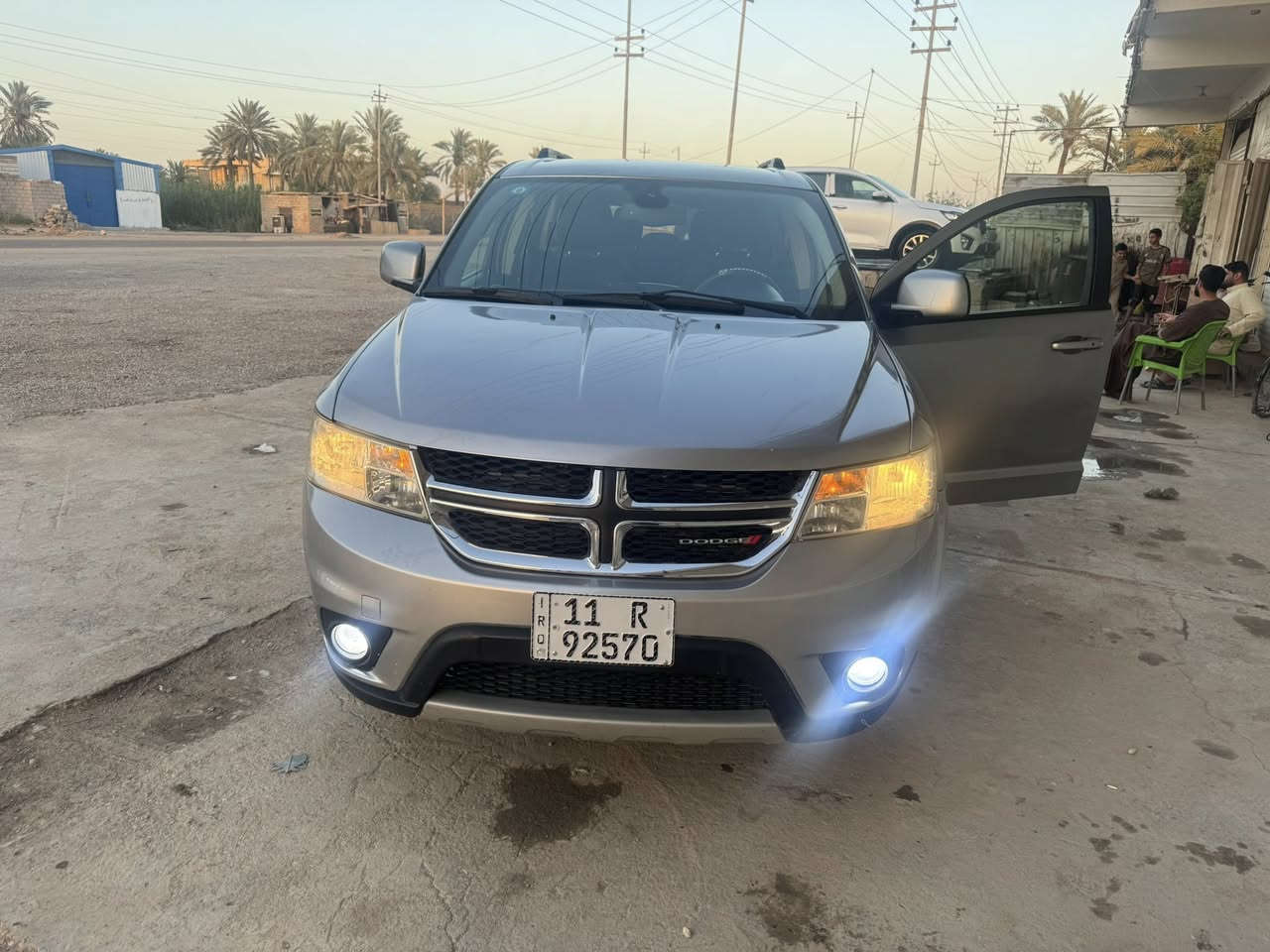 جورني موديل 17 رقم بغداد تحويل مباشر وارد امريكي حادثها دعاميه اماميه ولخلفيه وبلعراق بيها بارد ومكانات صبغ اثر اشخوط شرط لا ضربه ولا كص مكفوله شواصي وعيب شرعي. كير ومكينه كفاله حداده جديده تبريد ثلج حجم ابمكينه سته اسرندر 3600 تبريد 3 قطع 7 راكب السياره جاهزه اي نقص مابيها سعرها 118 وبيها مجال مكاني ناصريه سوق الشيوخ الشراي يتصل او واتساب ***********
