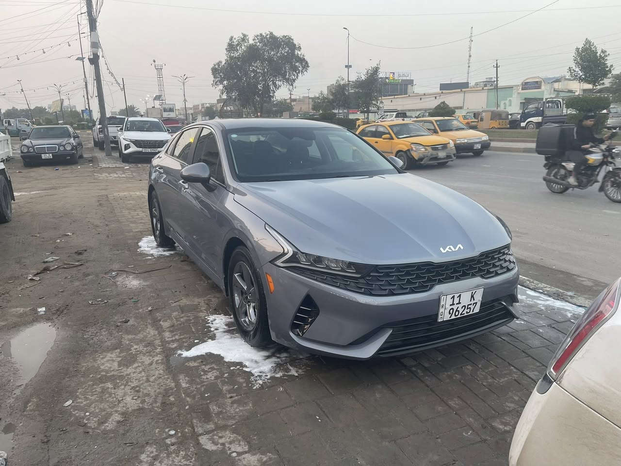 السلام عليكم كي 5 مديل 23 حادثها خلفي صور الحادث بل منشور مكان السياره بغداد حي اور السهر 175 وبيها مجال بسيط ***********
