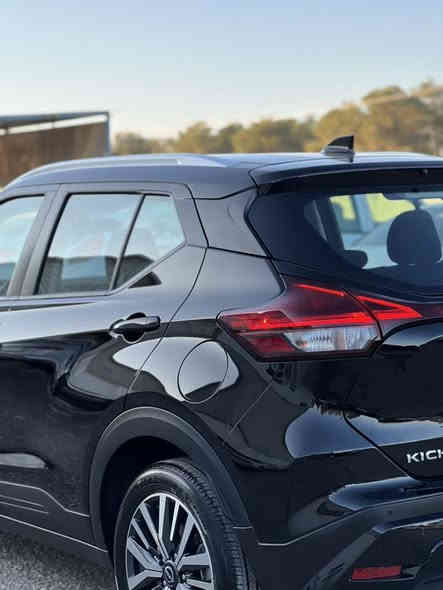 نیسان کیکس مۆدێل 2024 مواسەفات SV گێچ ئەلیکترۆنی شاشە گەورە بەسمە برێک بەسمە ئۆتۆ هۆڵد رادار // بەس بۆنیدبۆیاخە ئێرباگ سیستەمە دەعمی خەفیف سەیارەکە چاڵوشوختی نیە نرخی 135 مەجالێکی کەم *********** wats up
