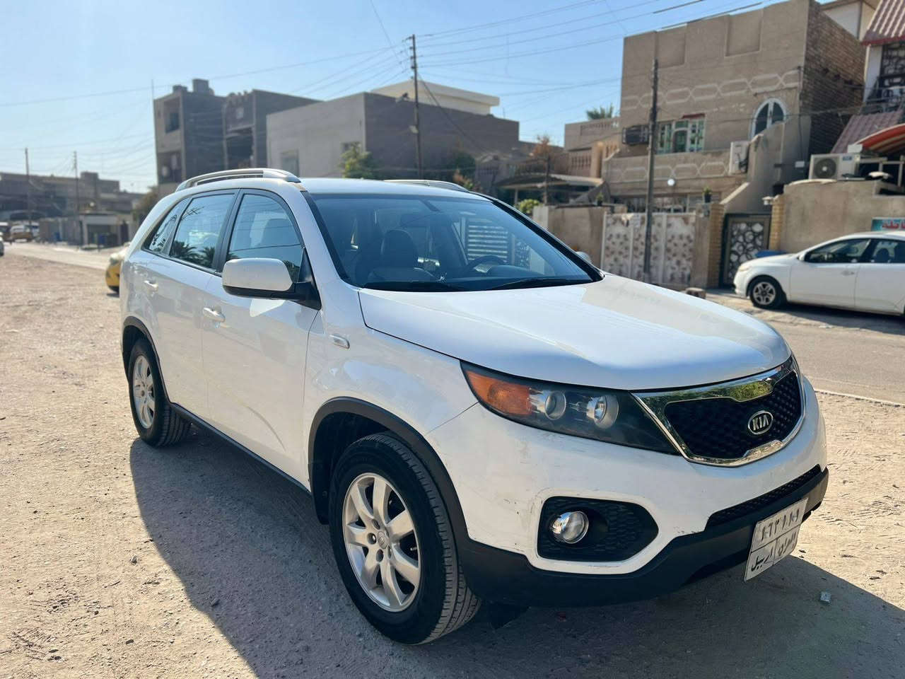 السلام عليكم
سورنتو 2010 خليجي
محرك 2400 دوش
ماشية 137 الف
مواصفات عادية
رقم اربيل القديم
السيارة بأسمي تحويل مباشر
صدر نص عمر
بيها جاملغ الايمن مبدل فقط
بارد باب الصدر وباب الخلفي
والباقي مكفول
بيها طبة بسيطة بالكير عند السرعة ٦٠
هذا كل الي بيها حتى لحد يكول ضميتهن علية
السعر  ١٢.٥٠٠ ويدلل الشراي
مكاني بغداد / البياع
ه/ ***********
