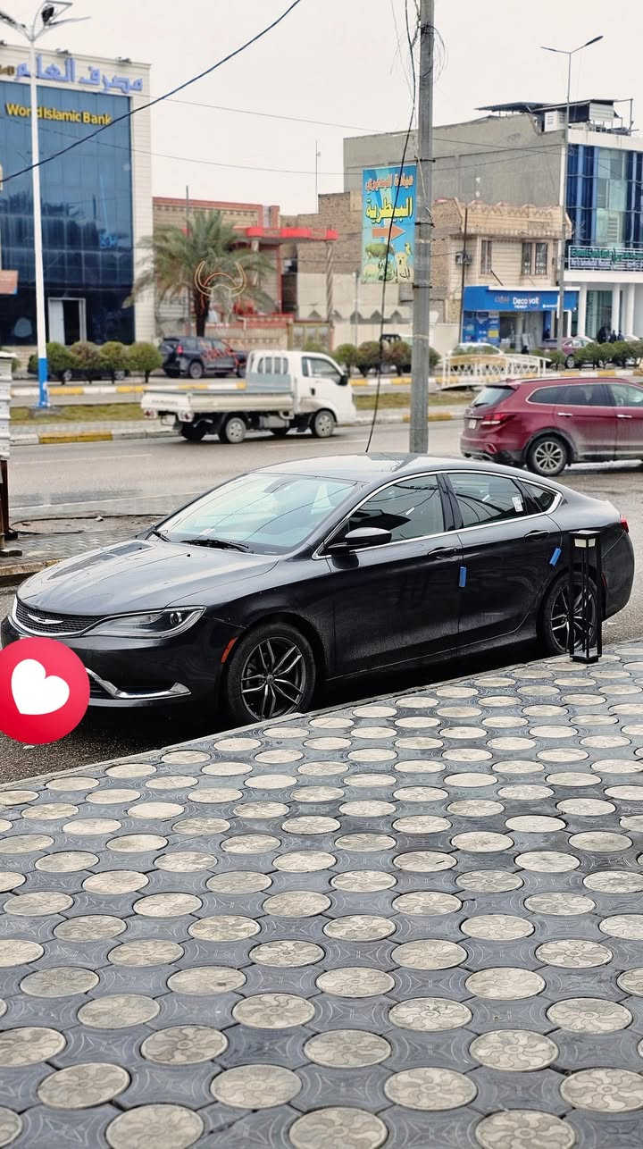 سلام عليكم 
       
كرايسلر سي.  c200 
               
موديل2015
ماشيه  220  km
محرك 4 سلندر 2400 
تخم تايرالجديد  صارلي شهر من شديته
السياره ضربتها جاملغ خلفي وباب 

 بأسمي رقم  دولي جديد
- مواصفات السيارة
- بصمة ابواب 
- بصمة جنطة
- كير ماوس 9 نمر
- شاشة كبيرة
- كامرة خلفية دوارة
- تحكم استيرن
- مانع انزلاق
- ويل 18 رياضي عنكبوت
- كشنات كهربائية
- تحكم مري 
- لد امامي ابيض 
- لايت عالي ناصي  منضومة كمله 
- هند بريك بصمة
- بلوتوث + حاكية
- مدخل AUX + USB
- تخم تاير  الجديد
-حساس اطارات
باتري جديد وبي ضمان سنه 
***********
السعر110 وبيه مجال مكاني سماوه
