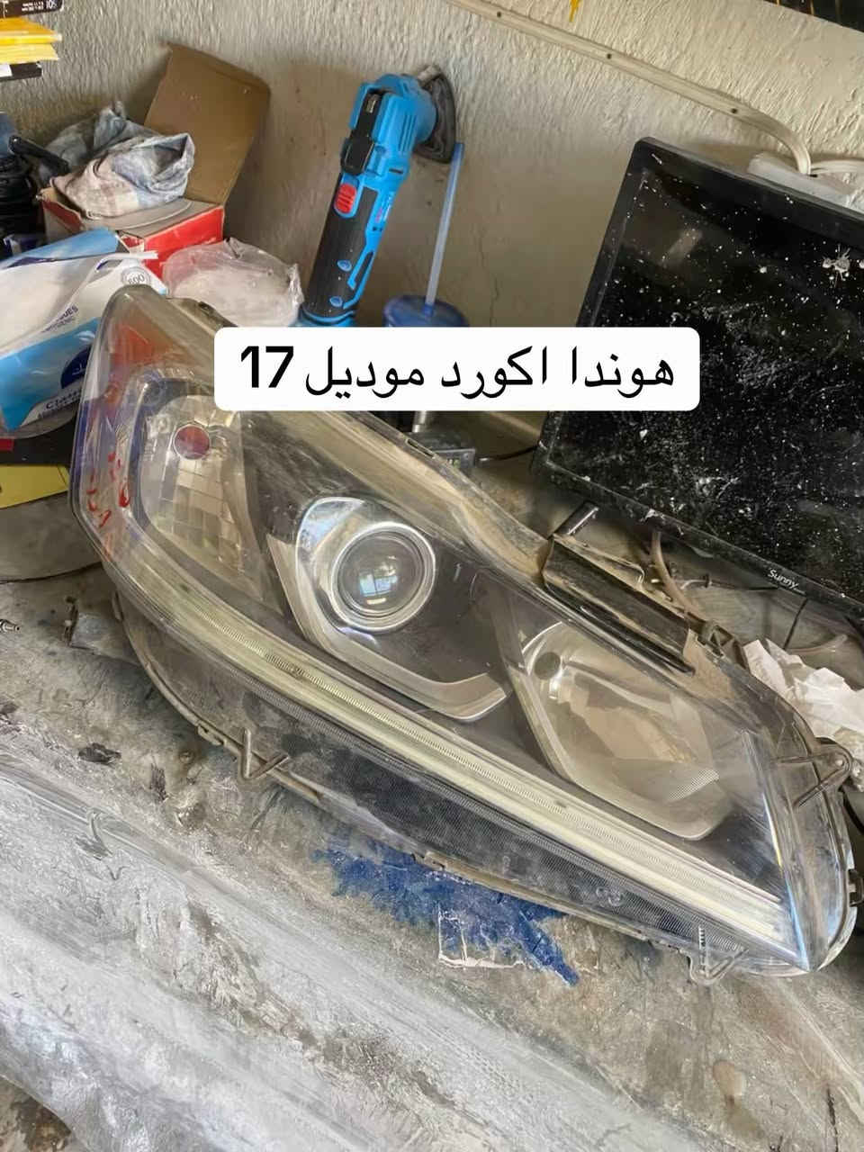 متوفر لايتات هوندا بأسعار جداً مناسب شرط بلادي امريكي للاستفسار  *********** متوفر ايضاً تصليح لايت جميع السيارات متوفر كارت لايت هوندا سيفك
