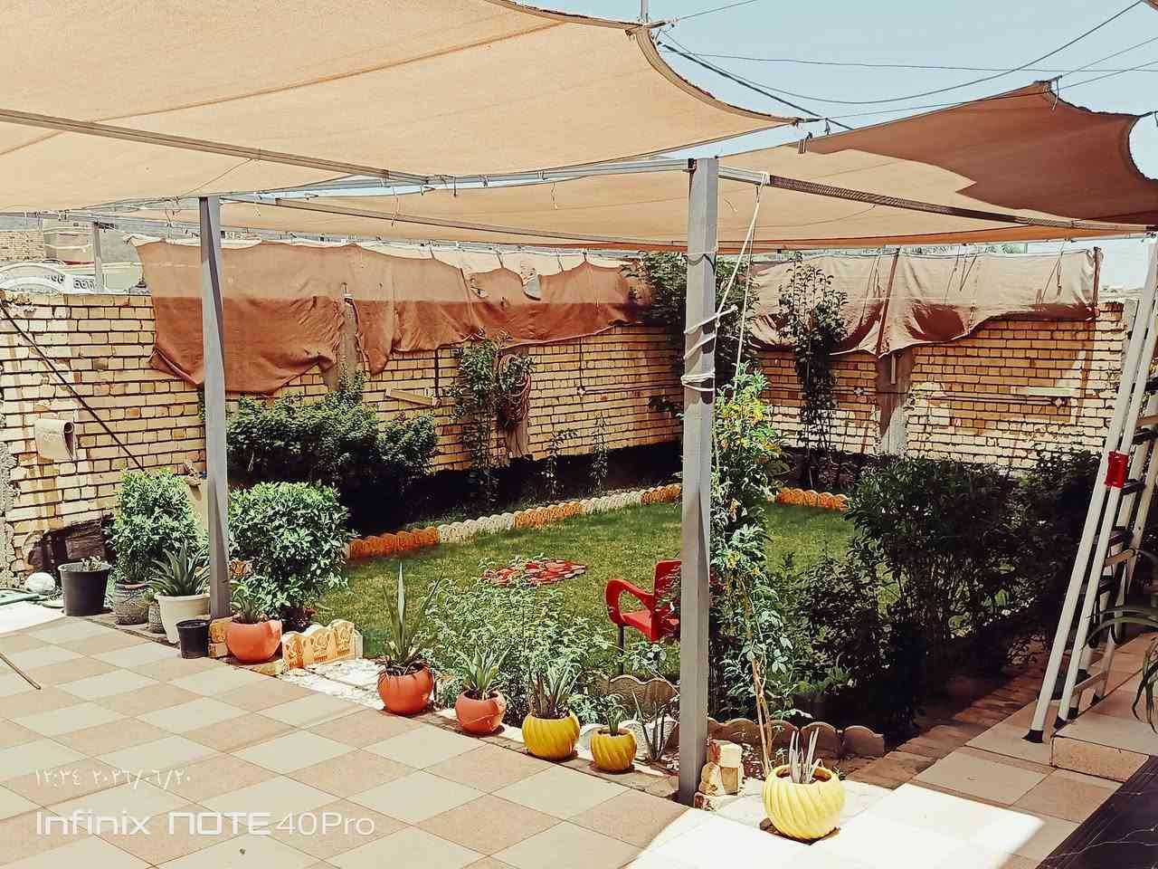 السلام عليكم
بيت للبيع حي عدنان طابوا صرف
مساحة البيت 375 متر مجاور المدرسه
يتكون البيت من
 استقبال كبير (5×8)
 واستقبال صغير( 5×4)
 وصاله كبيره,( 5×9) 
وغرف نوم عدد اثنان مساحة الواحده (6×4)  ومطبغ بارد (5.5×5)
 ومطبغ حار( 3.5×3.5 )
ومجمع صحيات داخليه وخارجيه البناء طابق واحد البناء طابوق جمهوري والسطح شتايكر سنة البناء 2024 البناء كله درجة اولى كراج كبير وحديقة كبيره ومناور عدد ثلاث مطلوب سلفة اسكان 
موبايل ***********
