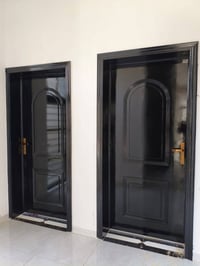 ابواب • ابواب خشب • نجارة • ابواب لون اسود • غرف نوم • قنفات • دواوين ...
