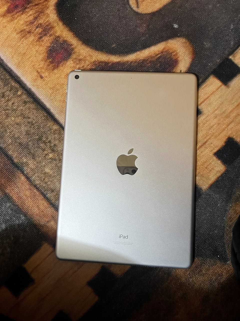 iPad 9
السلام عليكم ايباد ٩ ذاكره ٦٤ نظافه ٩٠٪؜ مثل مموضح بلصور السعر المطلوب ١٧٥ قفل 🔐 مكاني بغداد مدينه الصدر 
***********
