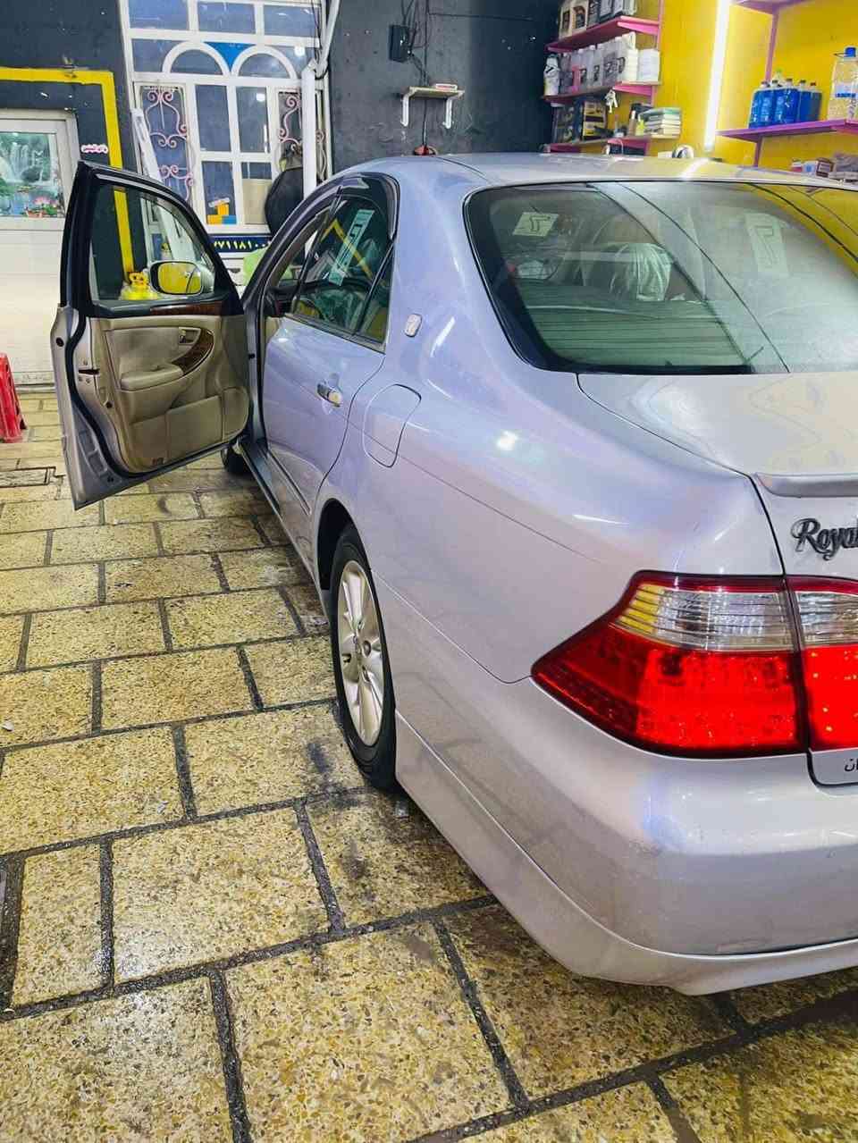 شاهينه  دكمتين رويال (للبيع فقط)
موديل 2004
مكينه 3500
كير جديد 
السياره كفاله عامه من صبغ وتبديل فقط بيه طخه بلباب وتكدر ترجعه بارد يعني ما مسويه 

مكفوله من الكص والأصوليات والعيوب الشرعيه

سياره بأسمنه كمرك مدفوع كامل والقرص واصل المرور مجرد تروح للمرور تدكله لوحات إنكليزي وتجي 

مكان السياره بابل-قضاء القاسم 

سعر 115$

***********
