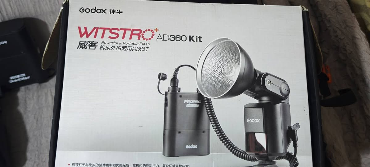السلام عليكم 
فلاش godox AD 360 kit
النضافه 95%
سعر 40
***********
