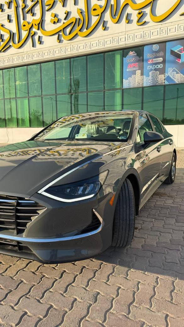 سلام عليكم ورحمه الله... 
سوناتا موديل 2022 وارد امريكي السياره رقم بغداد باسمي شرط تحويل ...
ماشيه السياره 28 الف 
حادث جانبي بسيط جاملغ خلفي وباب خلفي سونر موجود بالمنشور بچم كبس لون سمنتي كشنات جلد وكنتاره محرك 2500
شاشه جبيره تدعم كار بلي تحديد مسار وتحكم ستيرن واردار امامي وتوقف ذاتي سايدبريك دگمه  وبيها مواصفات هواي همين وطخم تاير جدد دهن درجه اولى 90 الف وبانزين كله محسن اديرلها
سياره جديده جدا ومكانها بكربلاء وباسمي 
الراغب يتصل وبالخدمه 
السعر 163 $ بيها مجال للشراي
***********
*********** عمارة, ميسان
