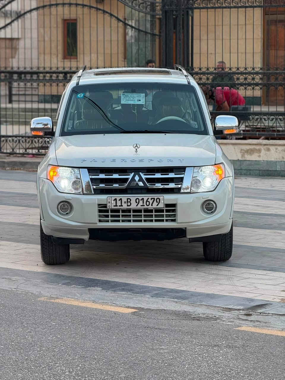 باجيرو 2010  حبتور فول مواصفات   لون ابيض صدفي حجم المحرك 3500 رقم  بغداد دولي جديده    بدون حادث  سيارةبيه صبغ جاملغ امامي وشبرين بالبنيد اثر شخوط غيره  مكفوله كفاله عامه سياره كلين عله واضع الشركه معروفه خليجي السياره جديده مال جناي فورويل نضام دفلوك كشنات كهربائي اشارة بل مري شفط تحكم ستيرن شاشه اندرويد  فتحه تبريد ثلاث قطع حساسات خلفيه زاد ثلاجه تخم تاير كير مكينه حداديه خير من الله سياره جديده لوك محرك 6السعر119اتصل  وبيك خير وتدلل ***********   مكان السياره بغداد  الكرخ
