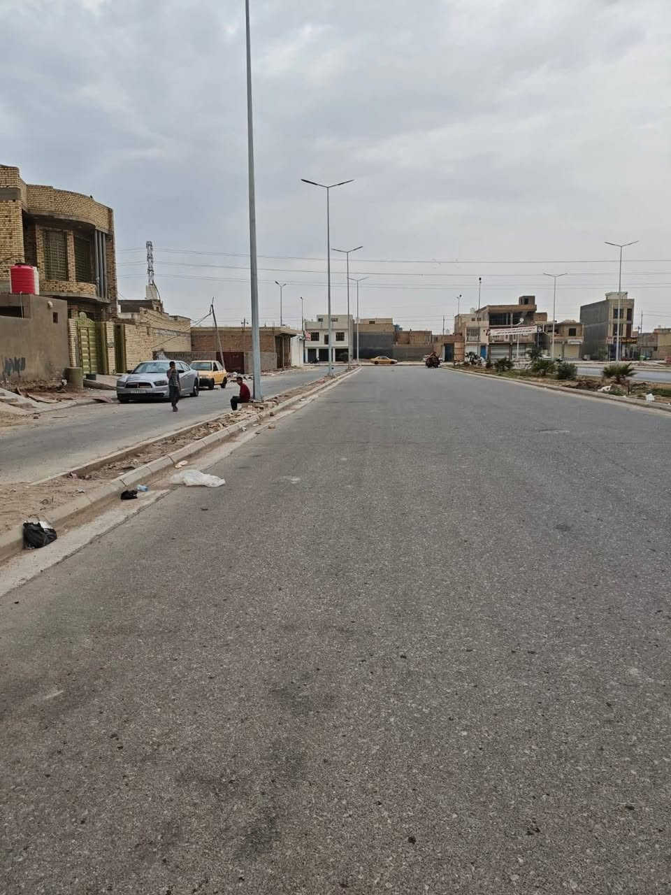 قطعة ارض للبيع حي الغدير الثاني مساحه ٢٠٠متر وجه تجارية على أربع سايدات مقابل مستشفى البناني للاستفسار والاتصال على رقم *********** ☎️📞
