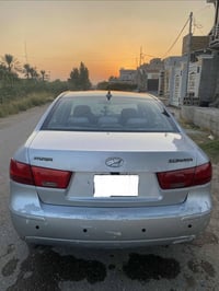 سوناتا • ٢٠١٠ • ضرر خلفي